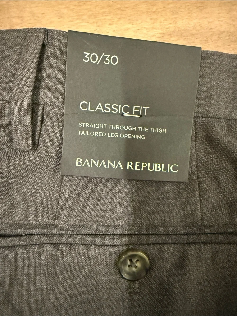 NWT Banana Republic Classic-Fit Men’s Dress Pants in Charcoal Gray
